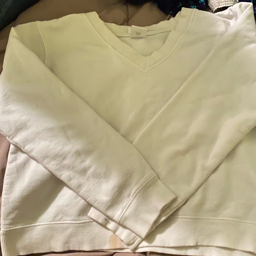 XS V-neck Sweater Crop top